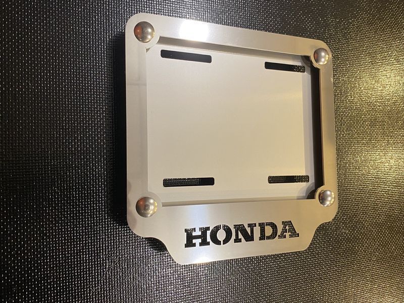 Ramka pod tablice rejestracyjną honda shadow