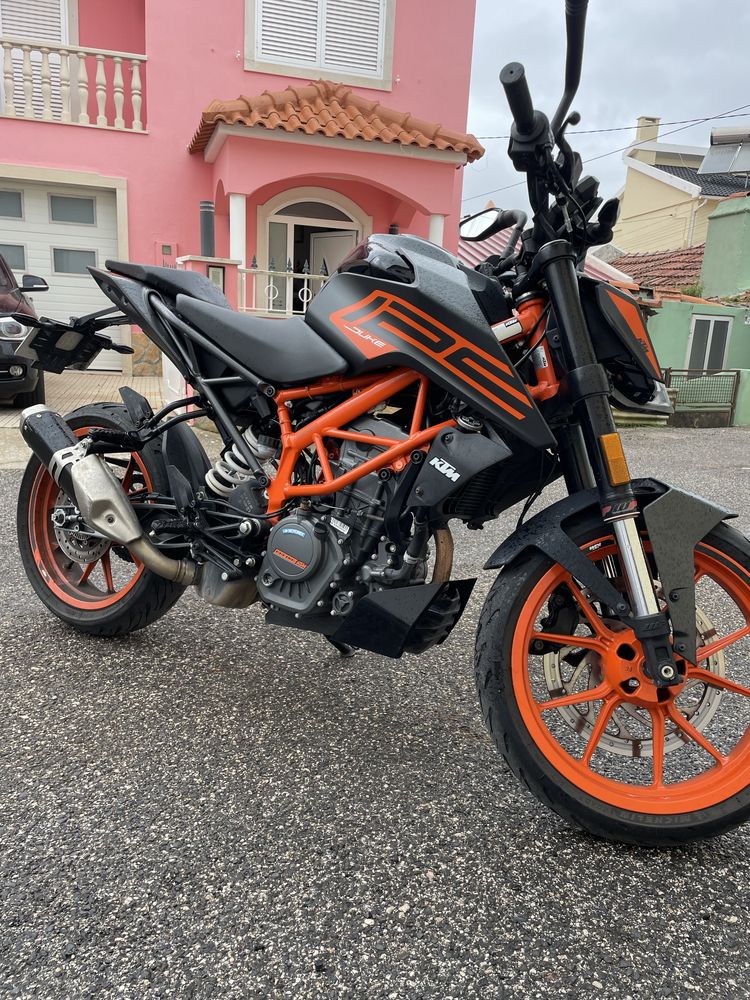 Ktm Duke 125, 18000 km, 2021