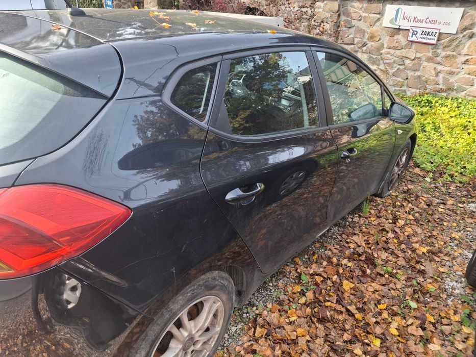 Samochod osobowy KIA CEED 1.6