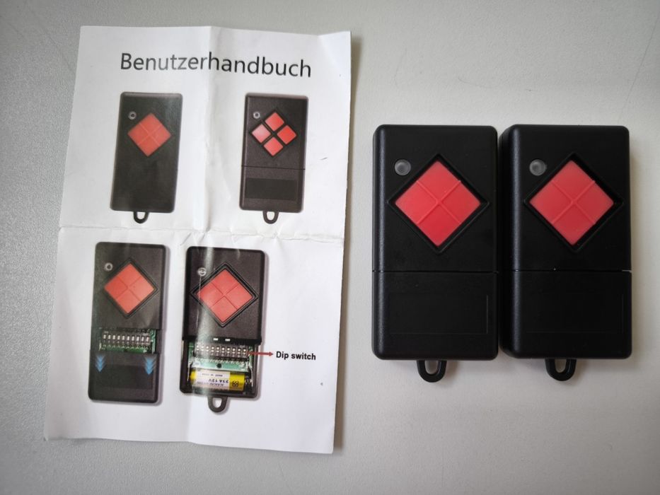 piloty do bramy lub drzwi garażowych, modelu DICKERT MAHS40