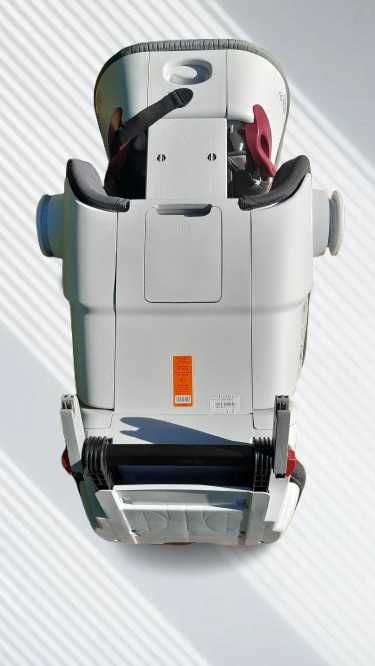 Fotelik Britax Römer Kidfix XP SICT (15-36 kg) – Stan Bardzo Dobry!