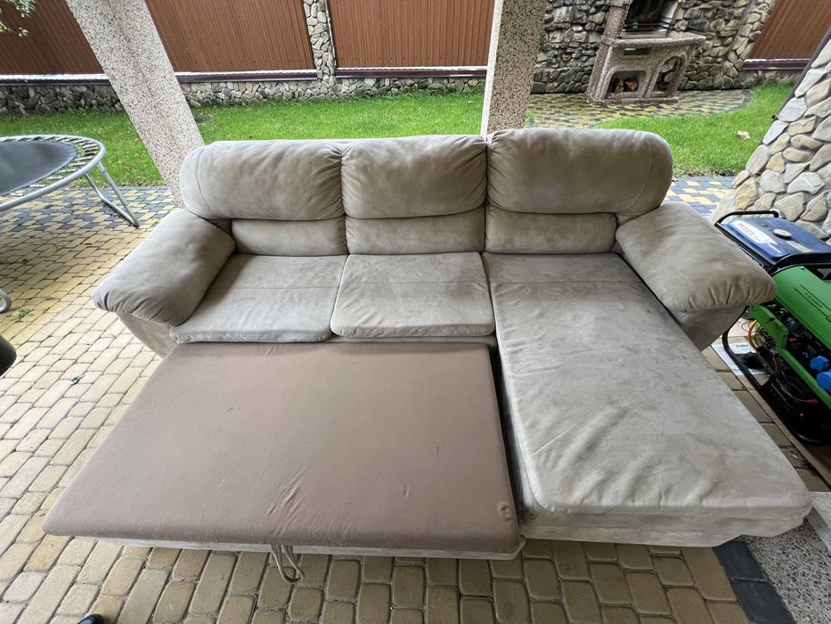 Розкладний диван