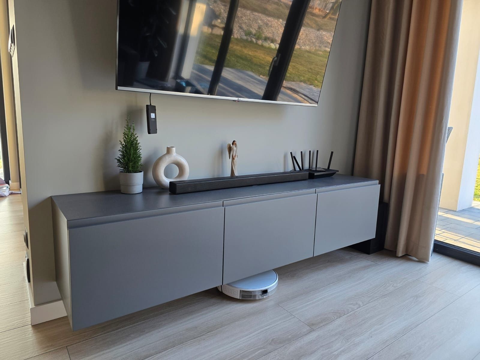Szafka RTV Ikea BESTÅ