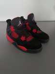 Jordan 4 thunder red