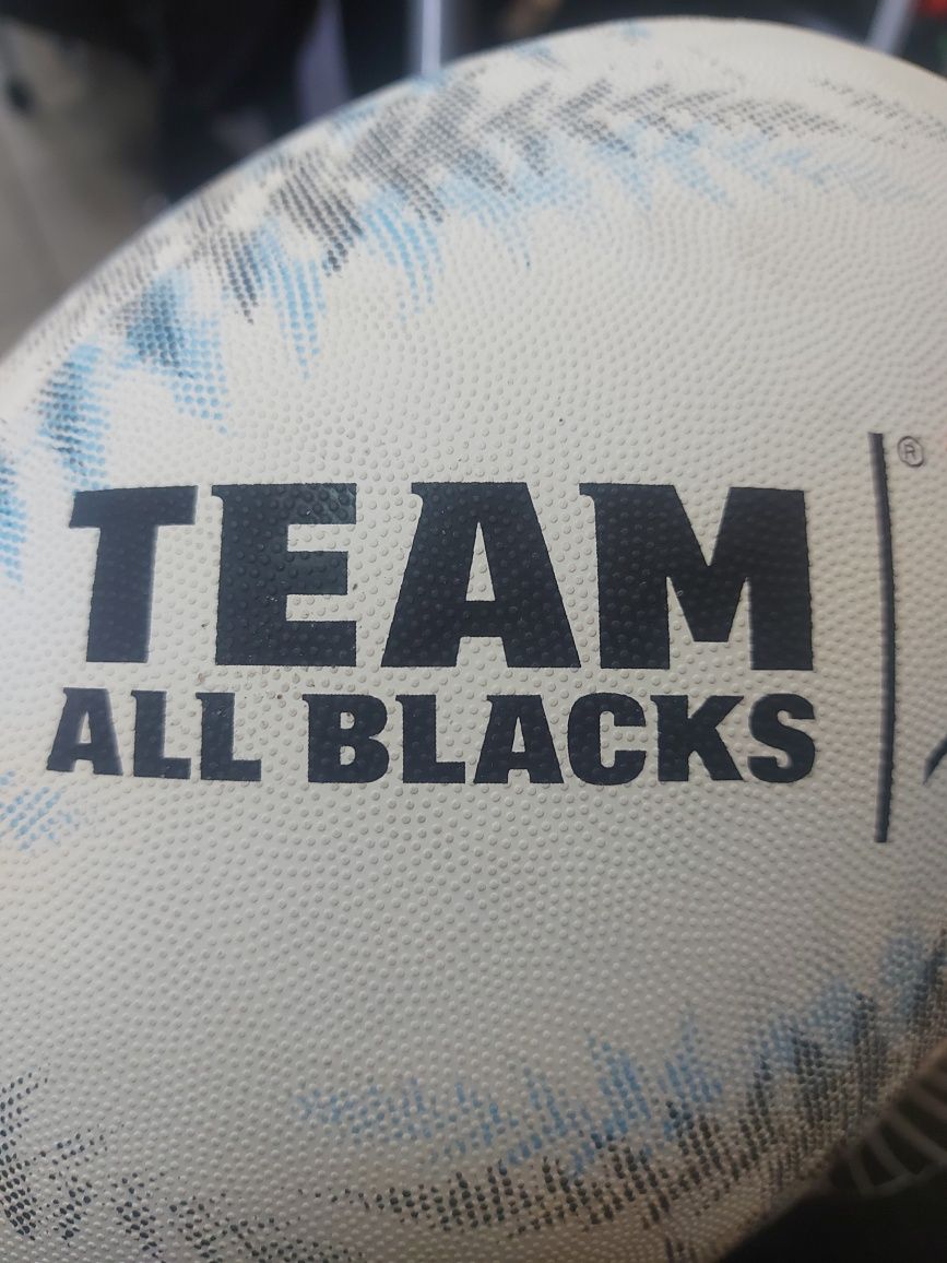 м'яч для регбі Adidas All Blacks