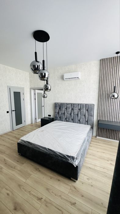 Продам 3-кімн.квартиру (132кв.м) з новим ремонтом в Центрі м.Черкаси.