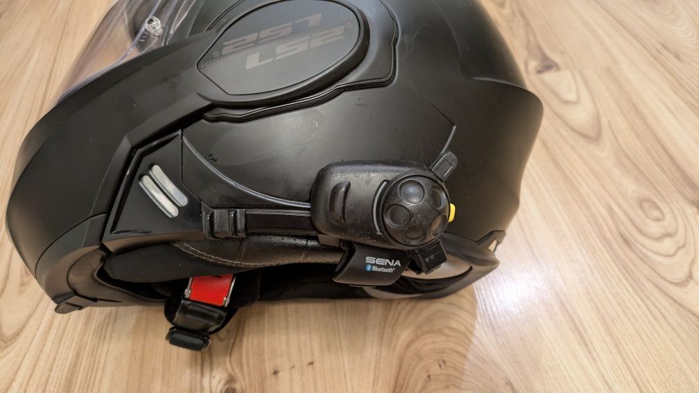 Kask Valiant 2  + interkom sena