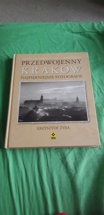 Album Przedwojenny Kraków, Krzysztof Żyra