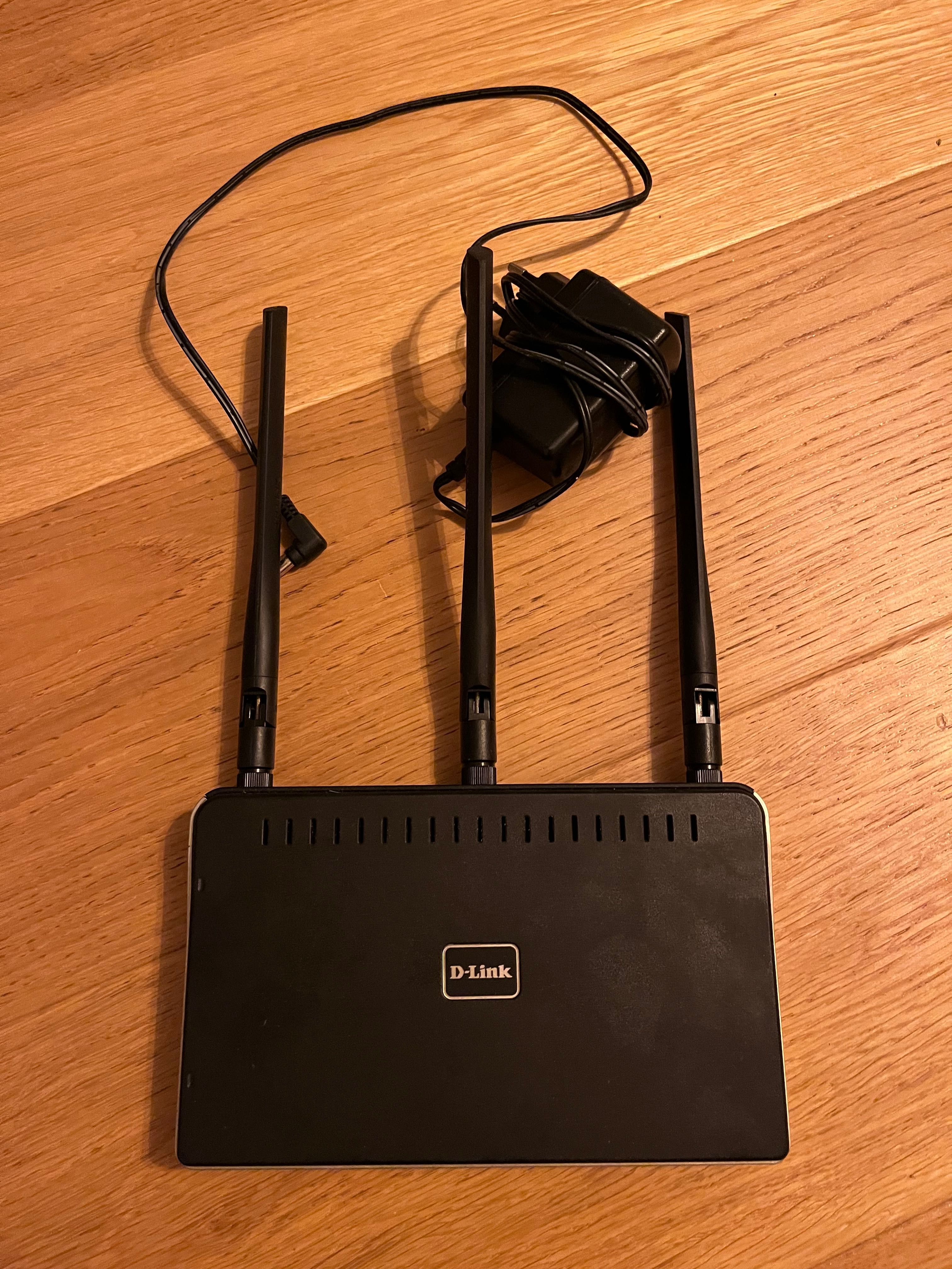 Router D Link DIR 635