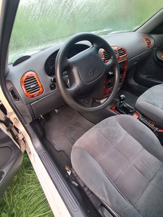 Део Нубіра.      ..