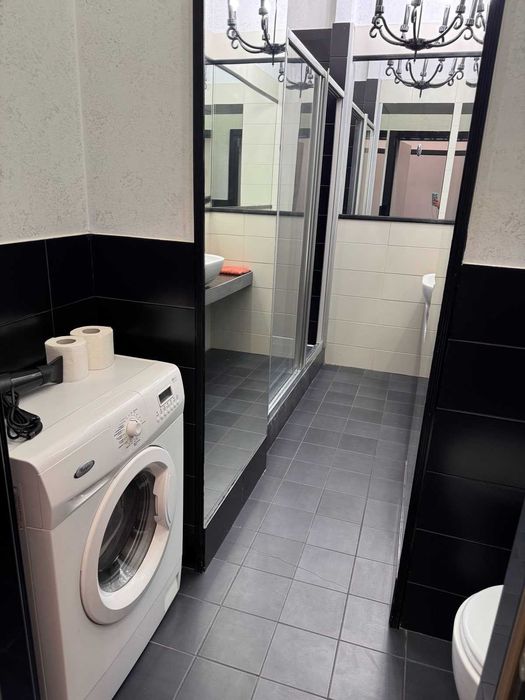 Золоті Ворота, Театральна, Миколи Лисенко 1