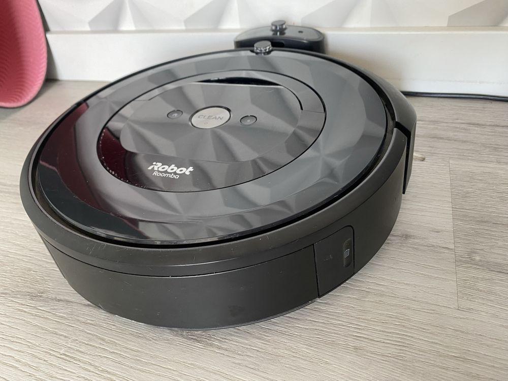 iRobot Roomba e5 – robot sprzątający
