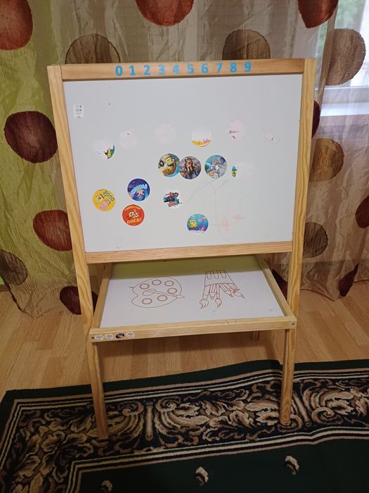 Мольберт дитячий