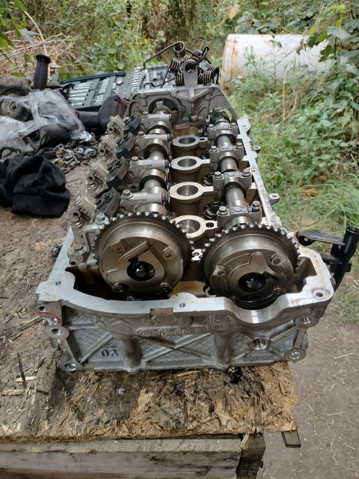 ГБЦ головка блоку 1.6 16V Peugeot 3008 Citroen DS Opel  9822246110