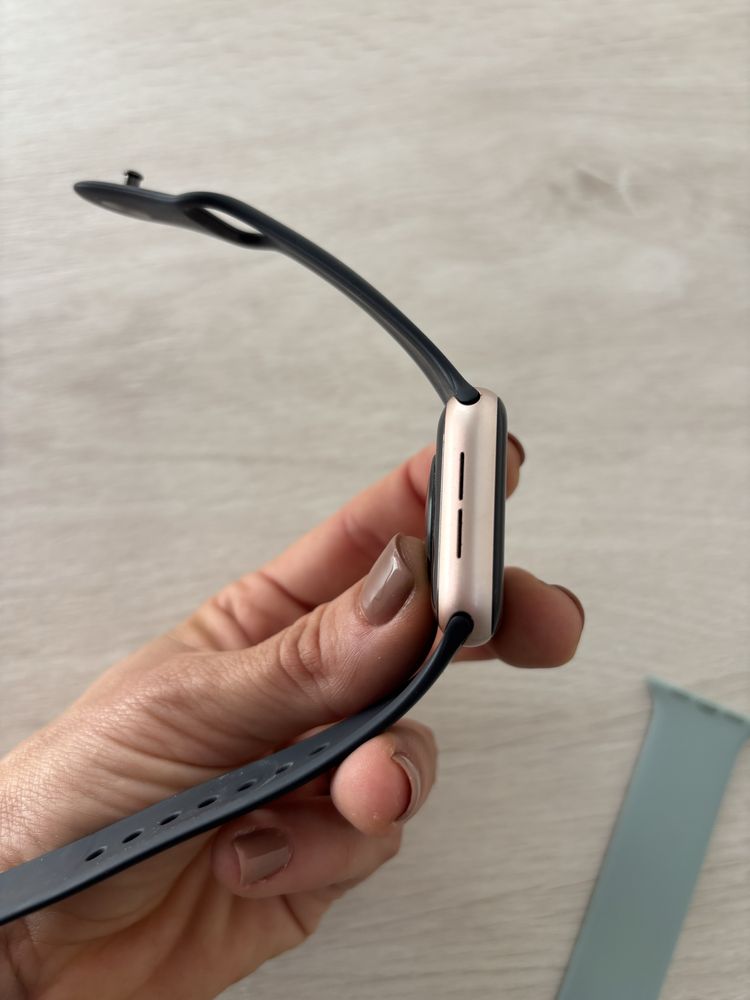 Apple Watch SE 40mm com pulseira adicional