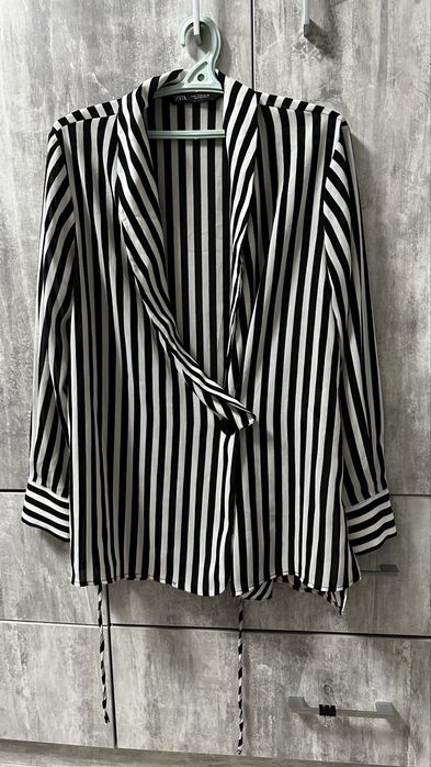 Блуза фірми Zara розмір  M