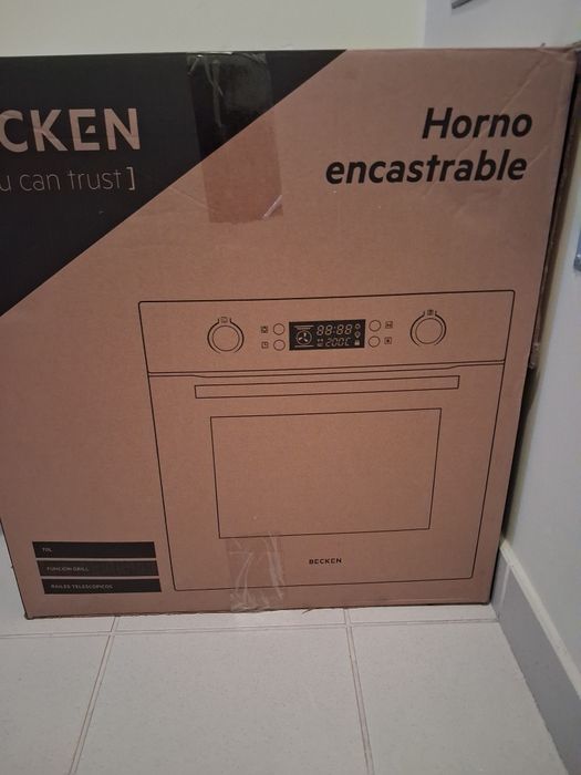 Forno eléctrico novo