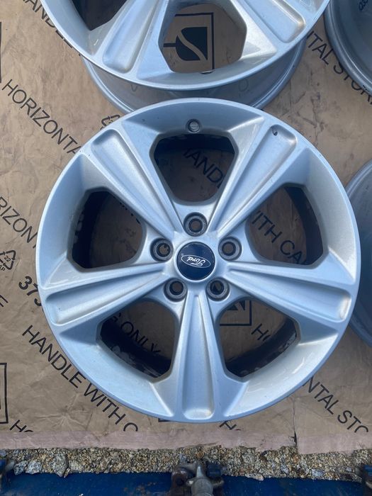 Felgi Aluminiowe Ford Kuga MK2 5x108 7.5x17” ET52,5 oryginał b. ładne