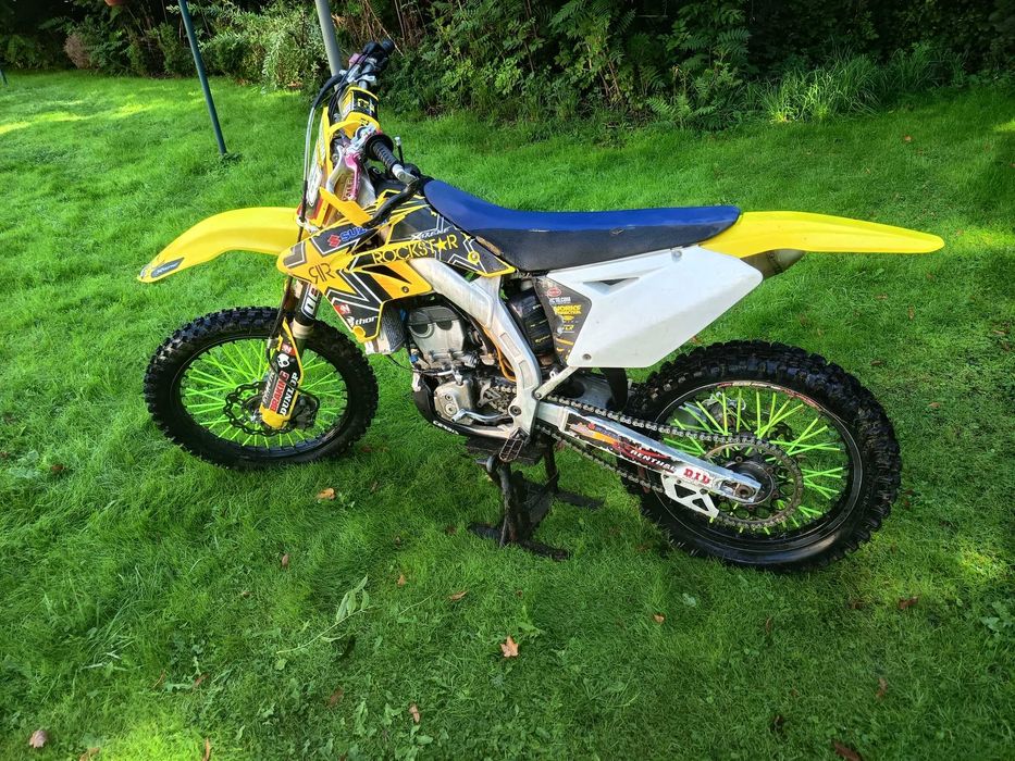 Szuzuki rmz 250 09r korba stoi