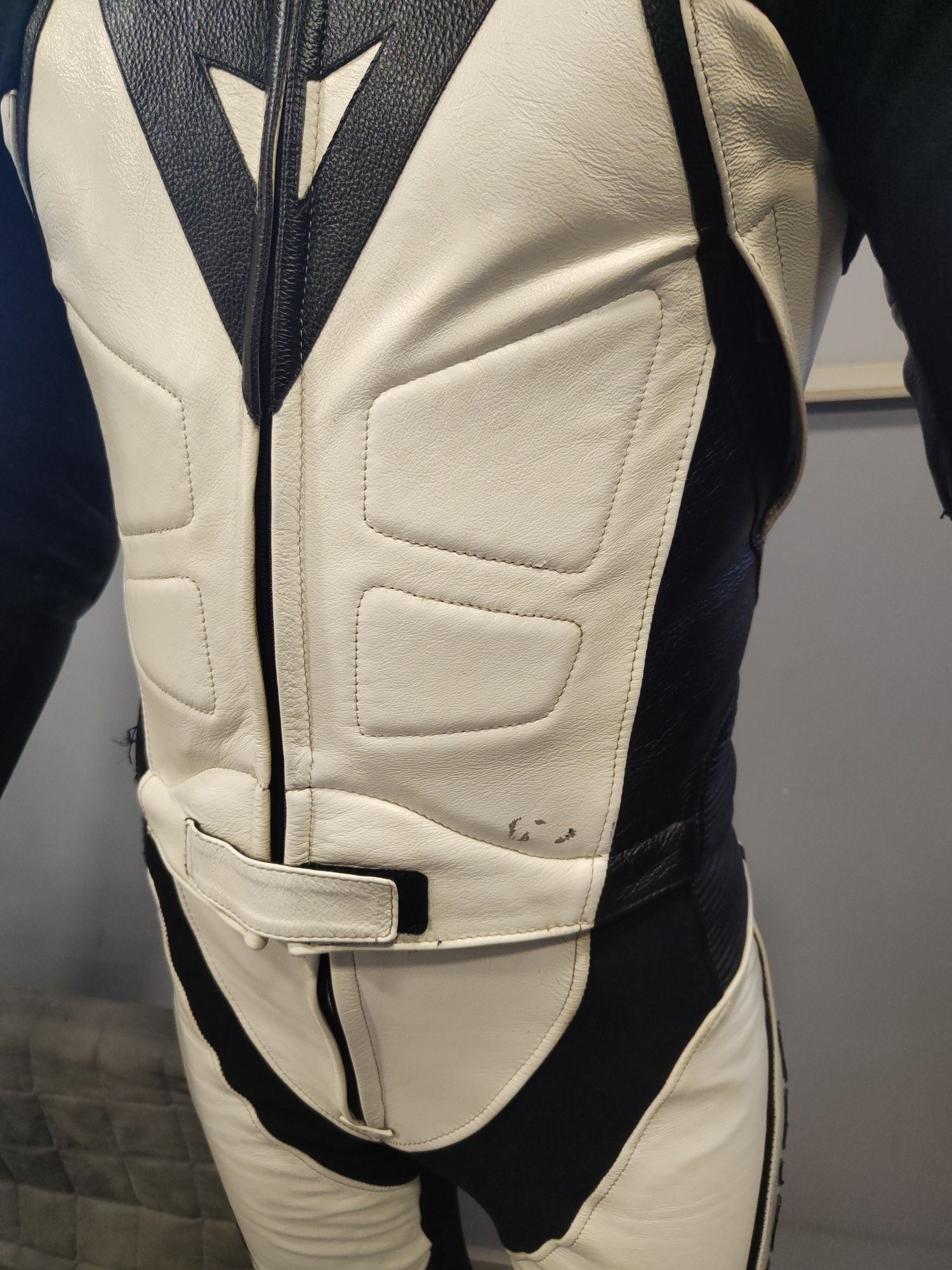 Kombinezon motocyklowy Dainese