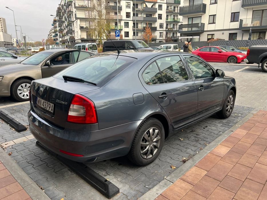 SKODA OKTAVIA A 5 2010 rok 150 koni