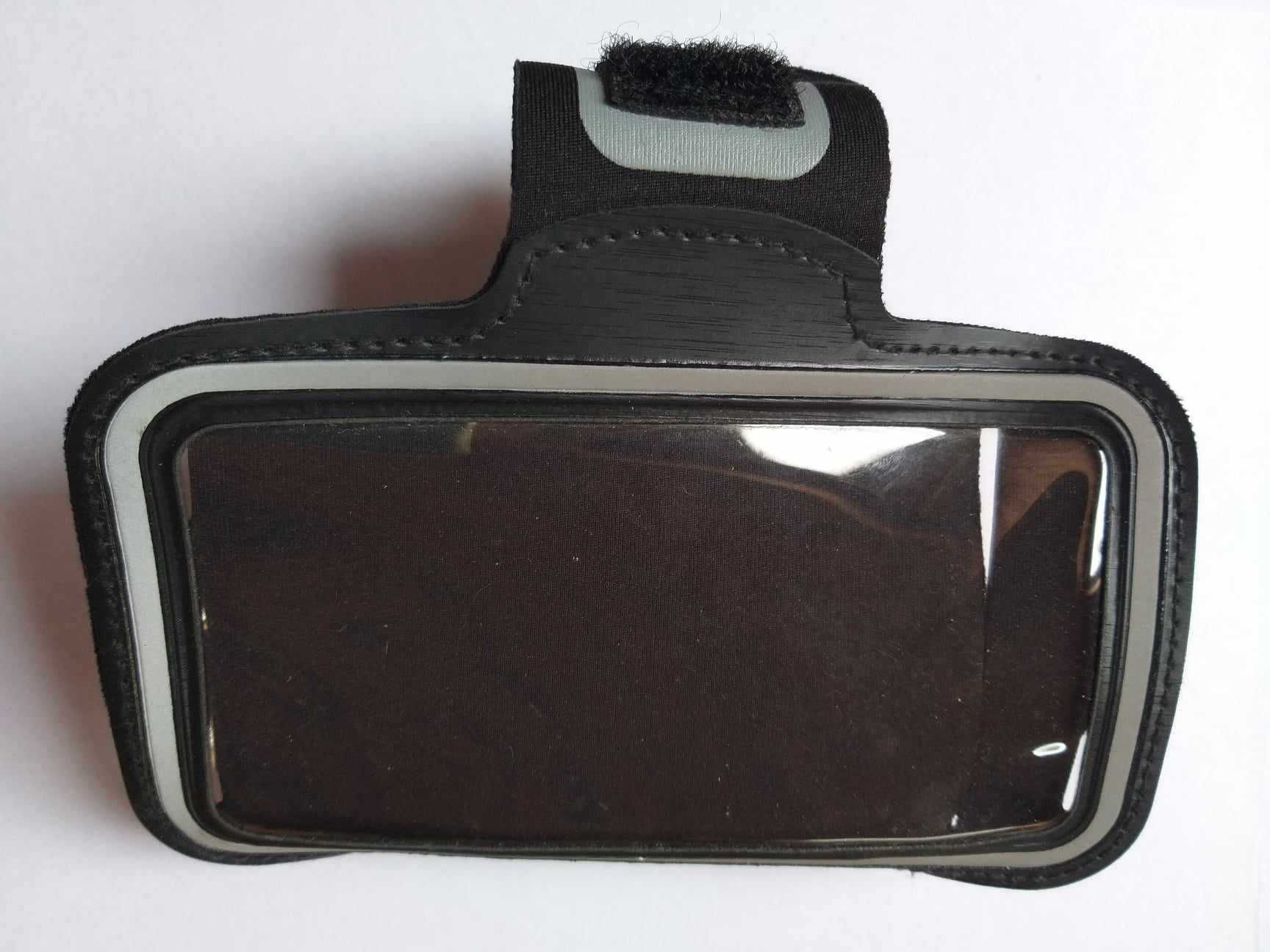 Braçadeira para transportar telemóvel