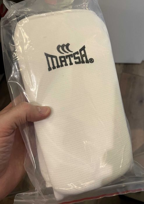 Защита голени и стопы HARD TOUCH, DAE DO, цвет белый (чулки носки)