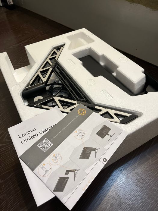 Монітор Lenovo Legion R24e