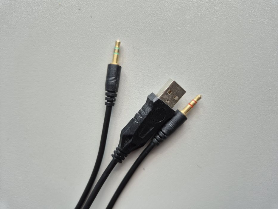 Podświetlana klawiatura mechaniczna Genesis Thor 210RGB,