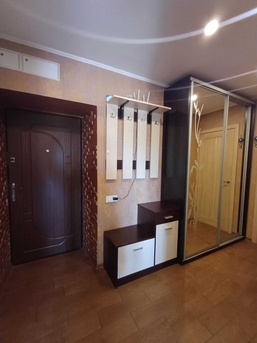 Продам 2-комнатную с автономкой Сечевых Стрельцов 90Б