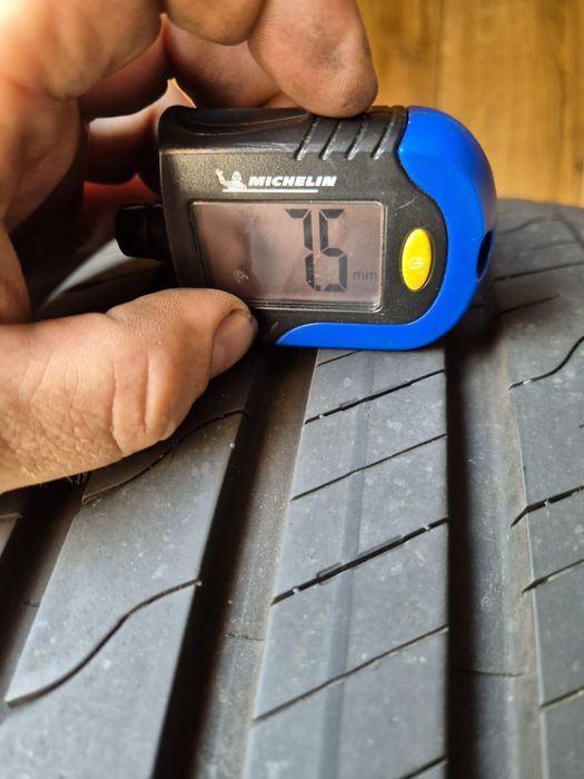 225/45/17 Good Year para Lato 7,5mm rok2023