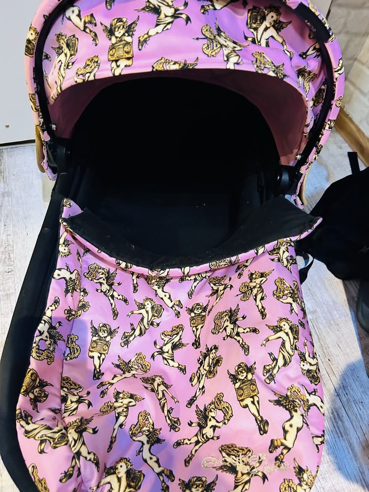 Gondola Cybex By Jeremy Scott cherubs