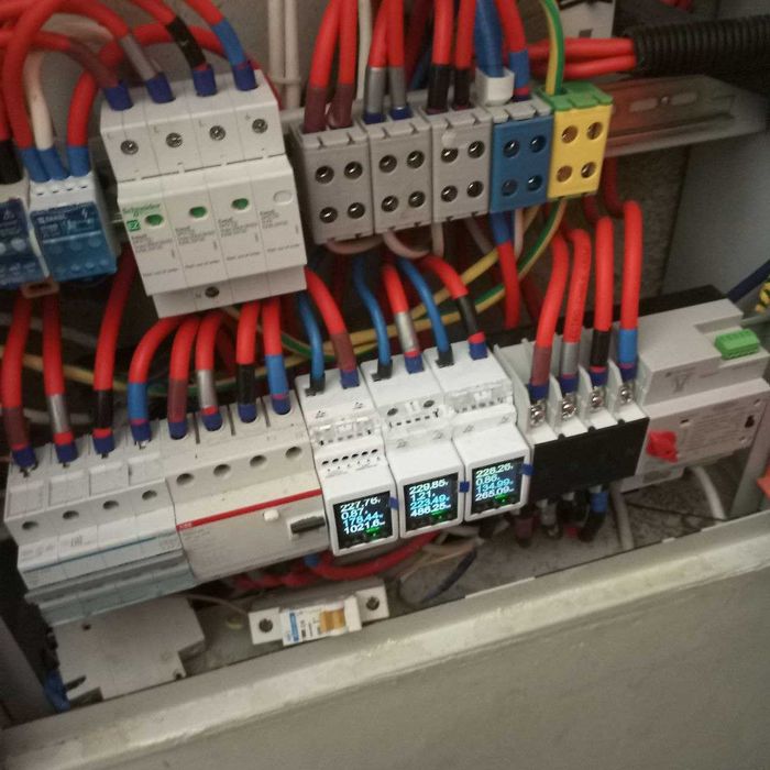 Электрик  ,квартира дом квалифицированно! Авр зарядная станция