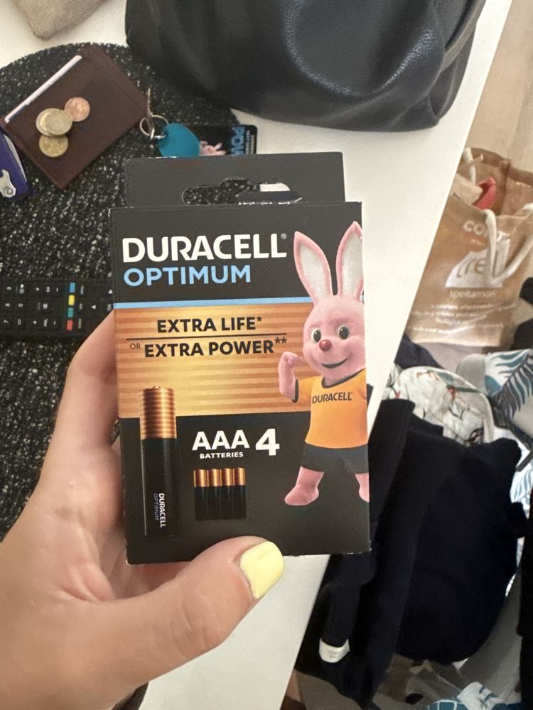 Pilhas duracell AA e AAA 4 novas alcalinas