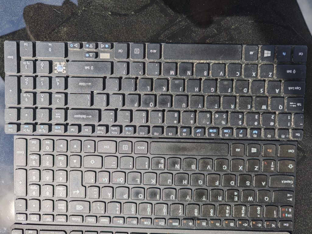 3 x klawiatury do laptopów