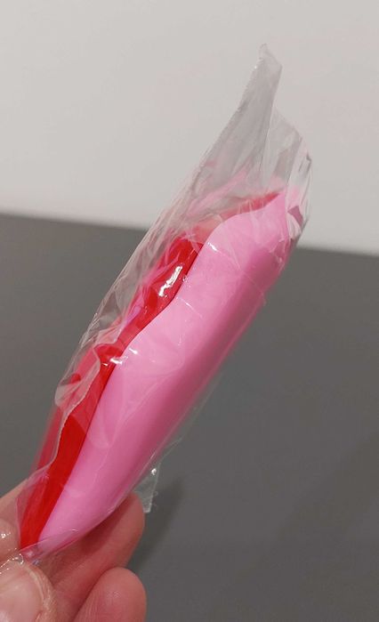 Wyciskacz do pasty do zębów kremów usta 2 sztuki