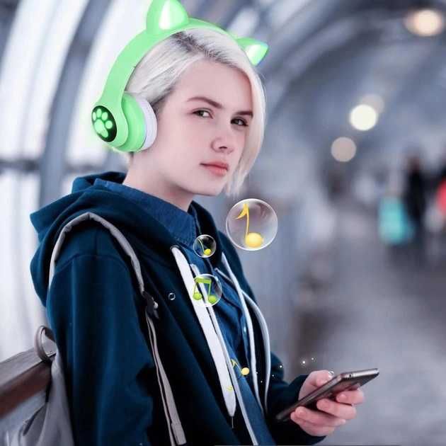 Бездротові навушники з котячими вушками та RGB підсвічуванням