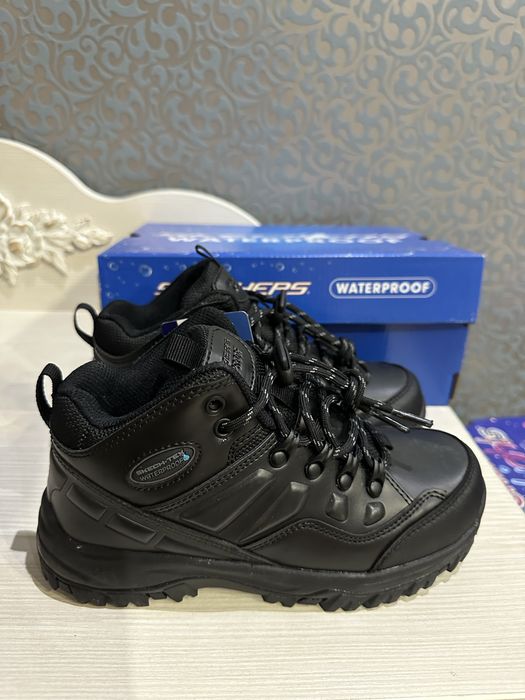 Чоботи Skechers шкіра р 33,5 35