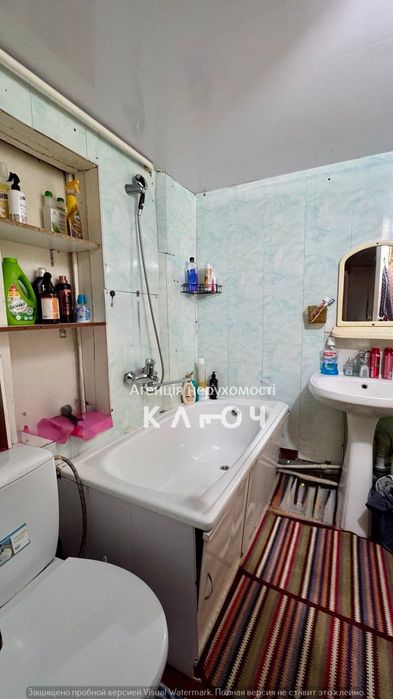 Продаж частини будинку з окремим двором в р-ні Критого ринку!