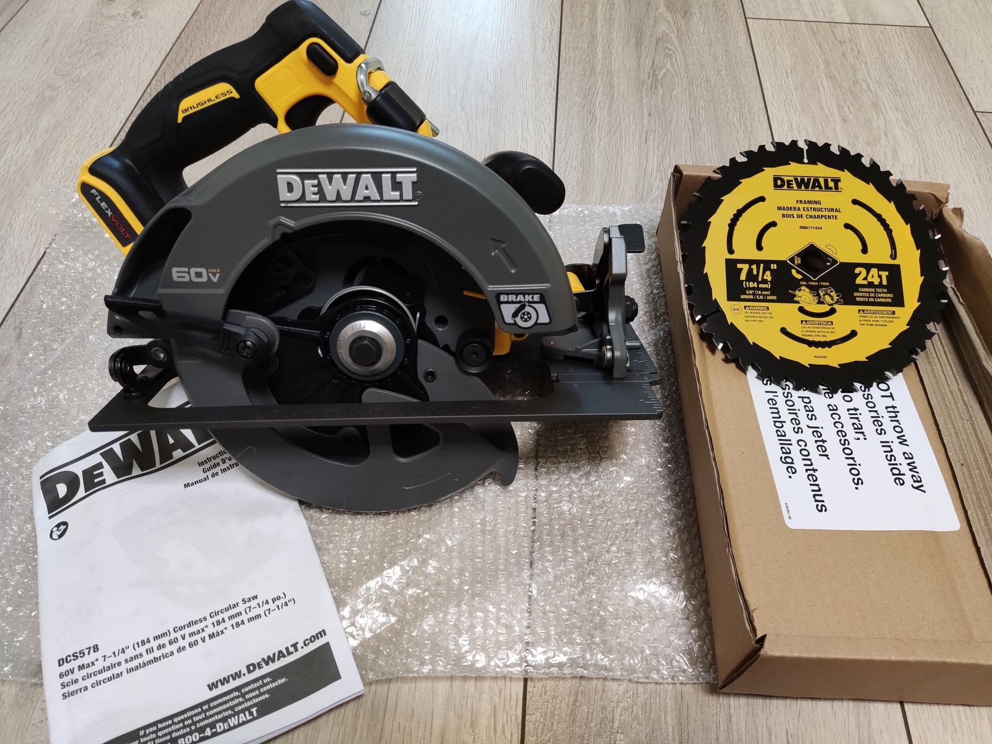 НОВИНКА!Пила дискова акумуляторна безщіткова DeWALT DCS578 Flexvolt