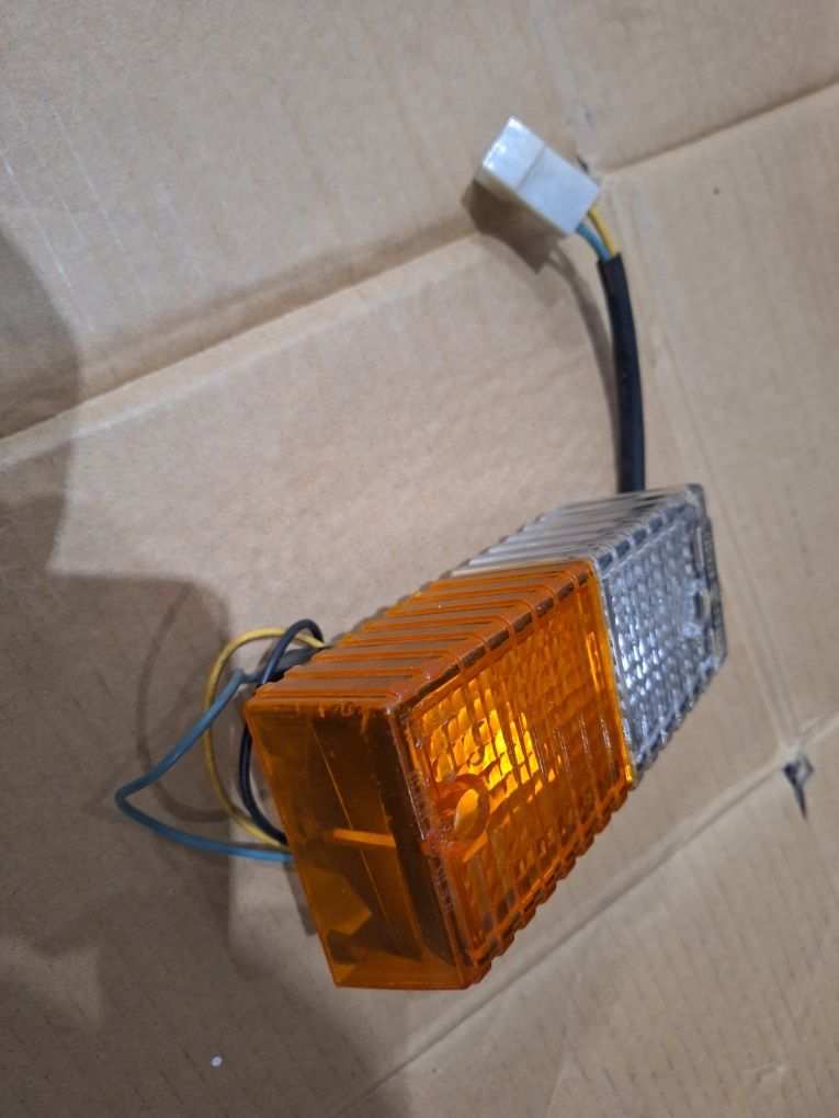 Kierunkowskaz lampa nowa polonez borewicz