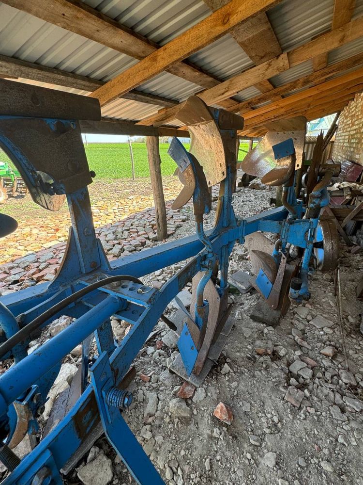 Плуг оборотний Lemken