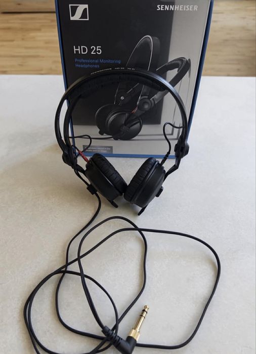 Sluchawki DJ sennheiser hd25