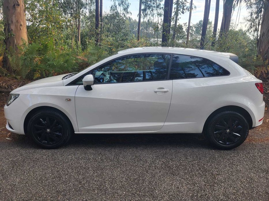 SEAT IBIZA 1.2 TDI c/APENAS 134.000 kms