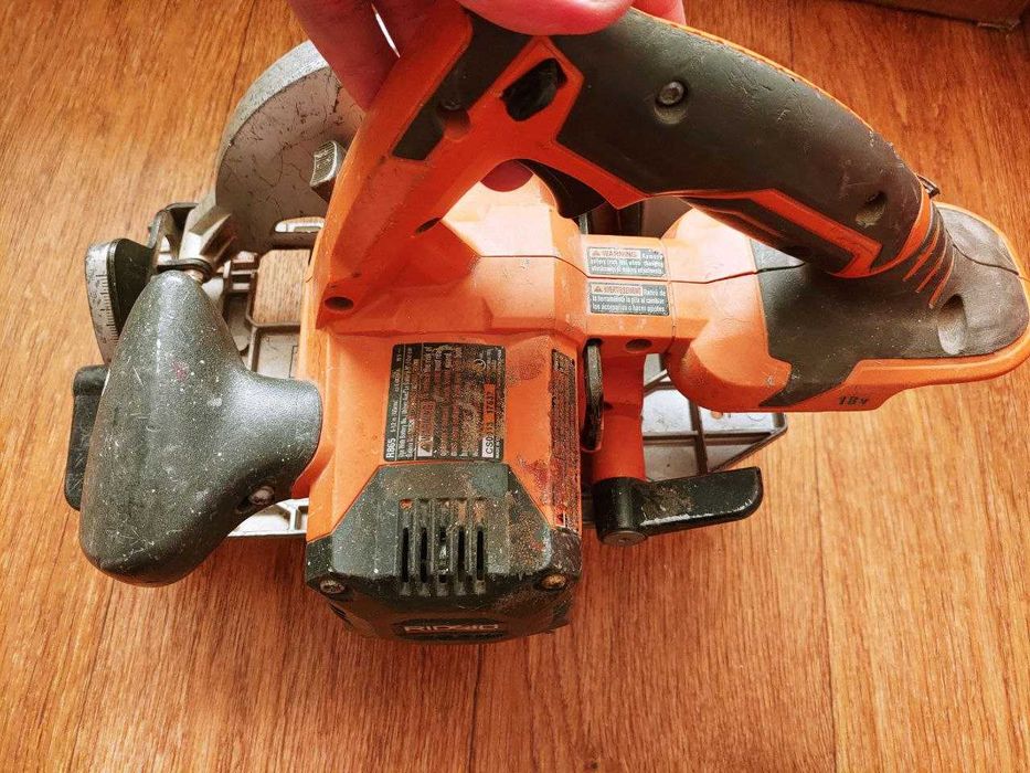 Дисковая пила Ridgid R865 18V 165 мм