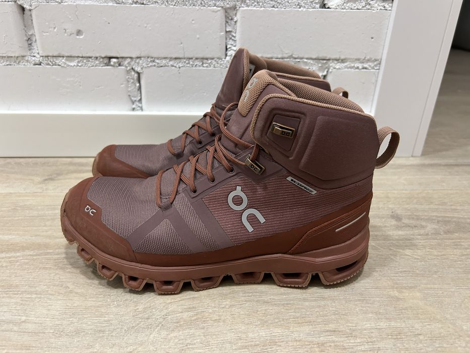 Черевики, ботинки ON M CLOUDROCK MID кросівки