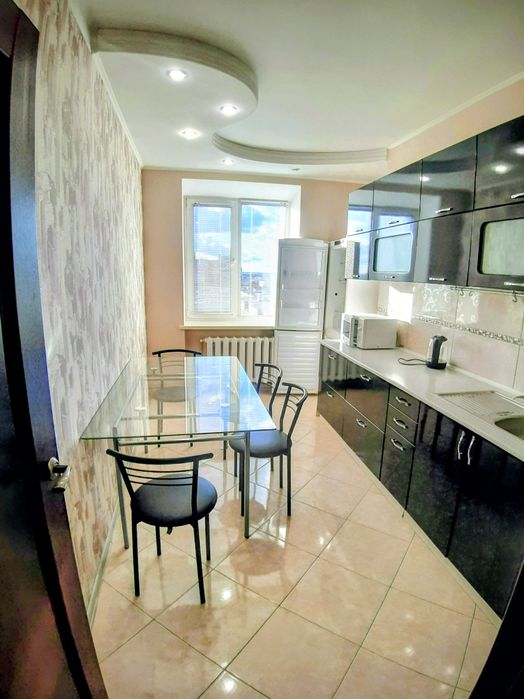 Подобово Богунія ЖК. Пр Мира 3.