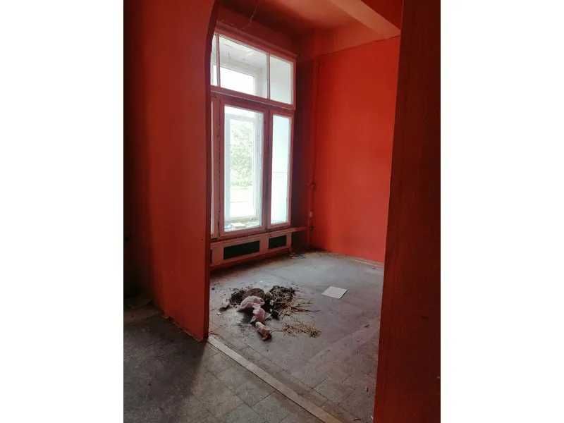 ОРЕНДА -Нежитлові приміщення - магазину№29 площею 172,0 кв.м. м.Овруч