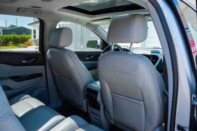 GMC Acadia SLT-1 2017