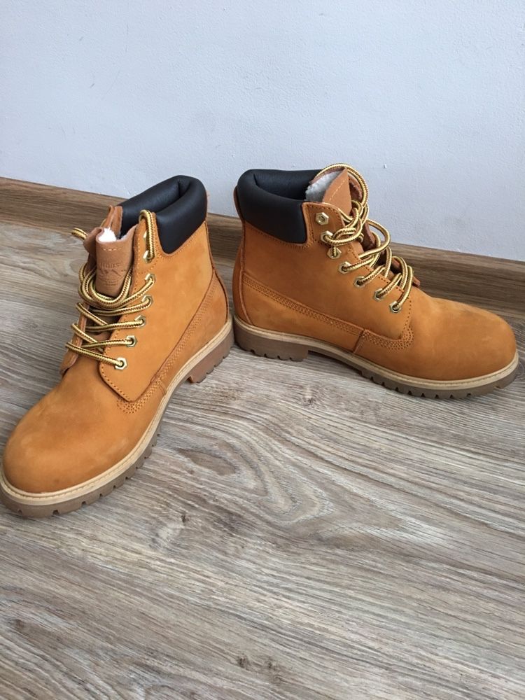 Buty bezowe trapery house botki taupe zimowe